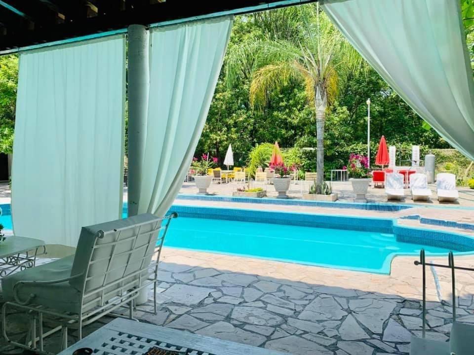La Casita Inn Bustamante المظهر الخارجي الصورة