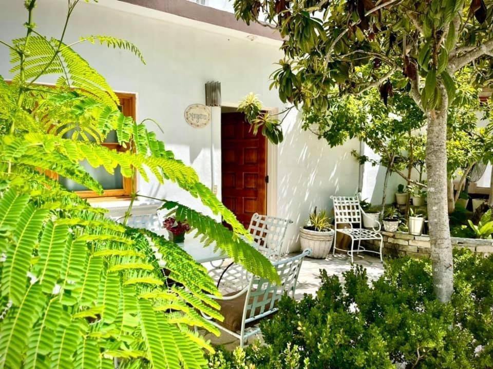La Casita Inn Bustamante المظهر الخارجي الصورة