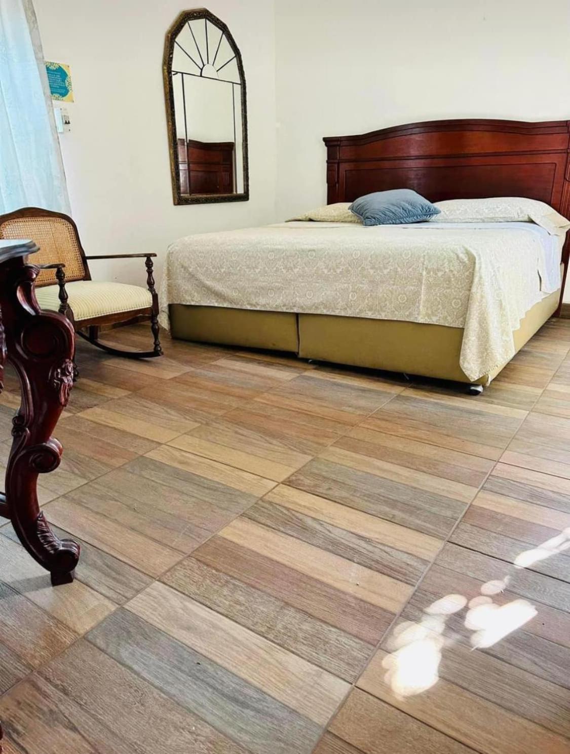 La Casita Inn Bustamante المظهر الخارجي الصورة